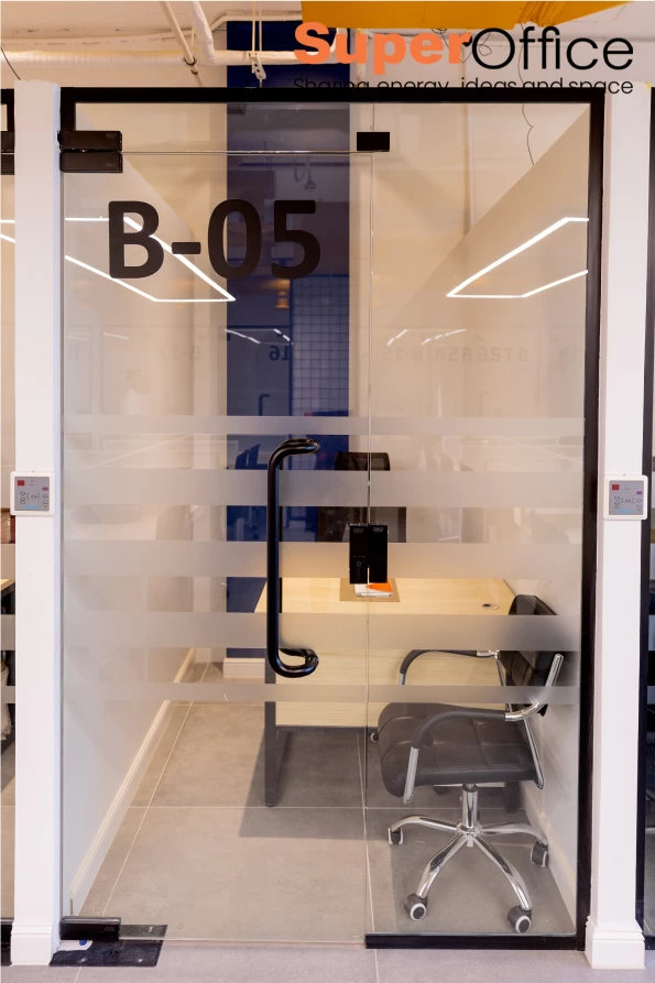 مكتب خاص B-05
